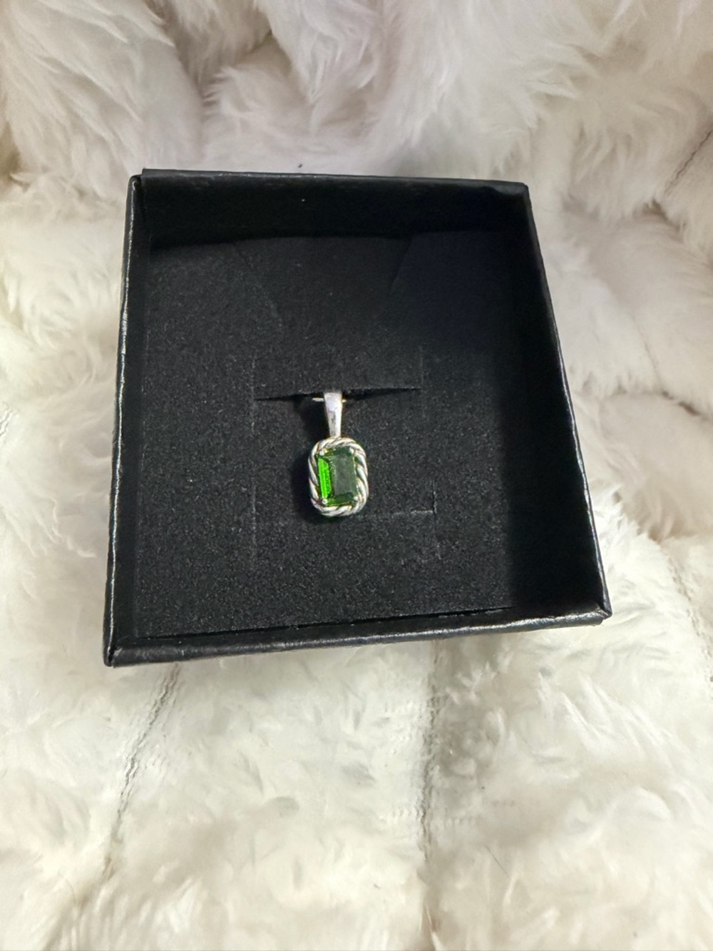 Chrome Diopside Natural Mined Stone Pendant 925